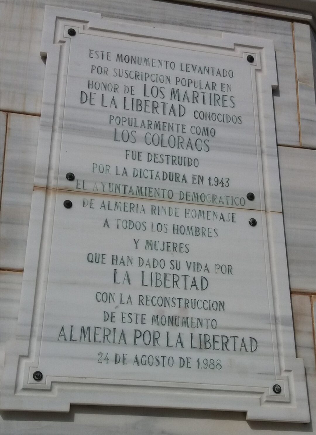 Inscripción monumento