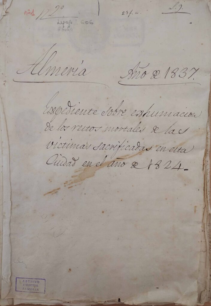 1837: Levantamiento primer cenotafio