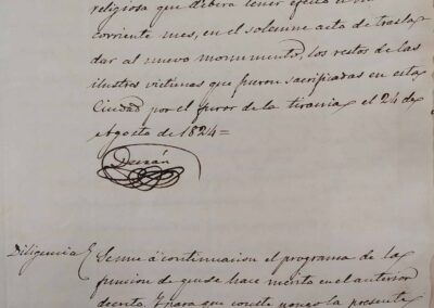 1870: Levantamiento Monumento de los Coloraos en Plaza de Cádiz (Puerta de Purchena)