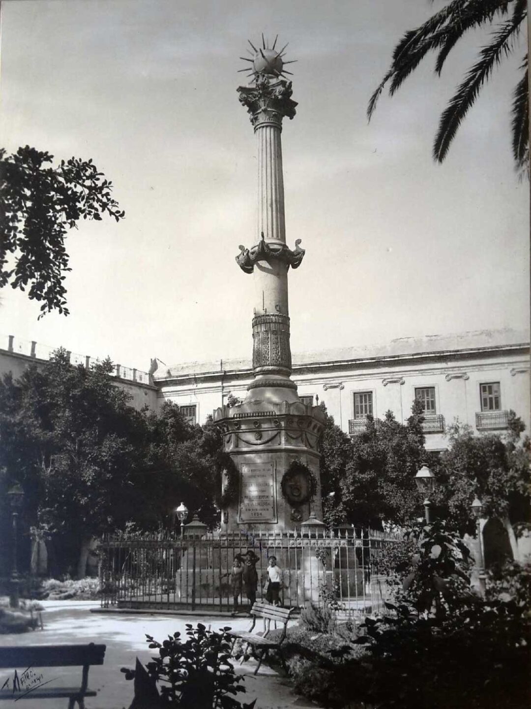 Monumento 1900-1943