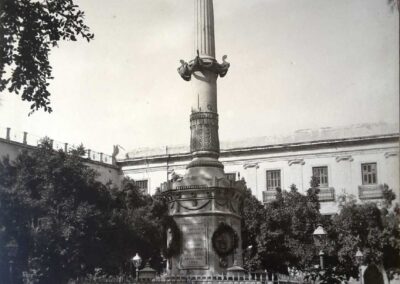 Monumento 1900-1943