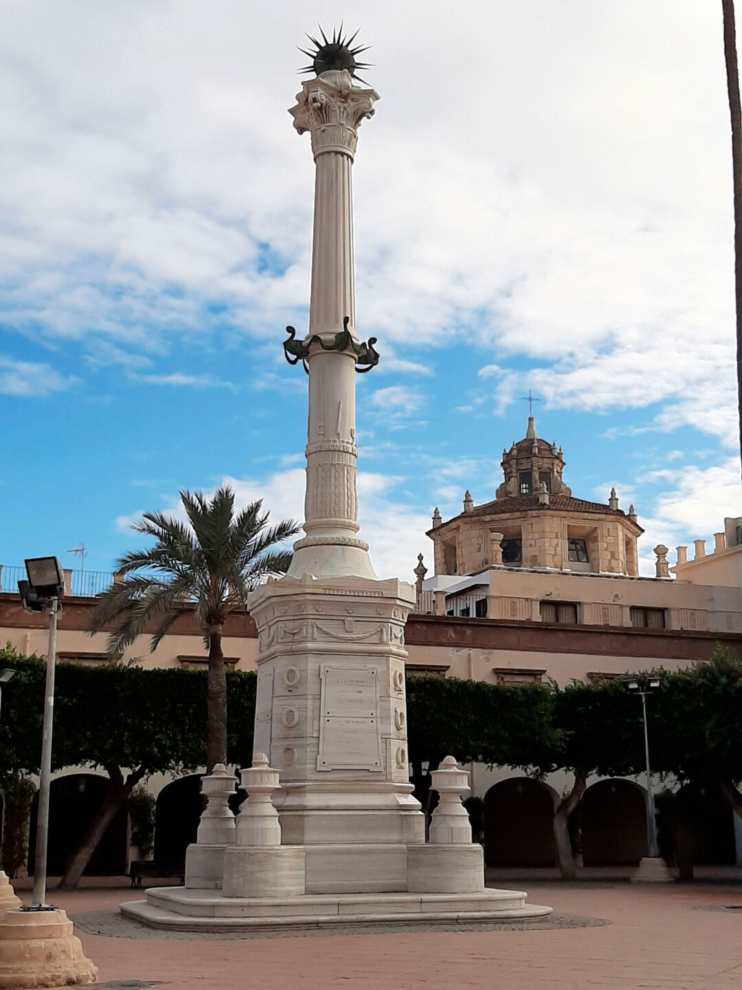 Monumento a Los Coloraos