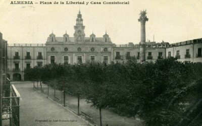 Plaza de la Libertad y Casa Consistorial Almería 1900