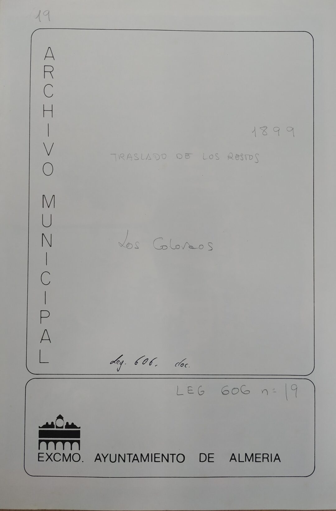 1899: Traslado restos mortales y del monumento a la Plaza de la Constitución (Plaza Vieja)