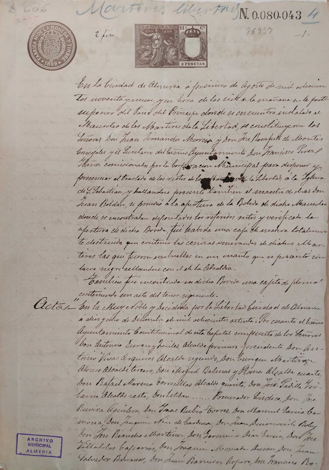 1899: Traslado restos mortales y del monumento a la Plaza de la Constitución (Plaza Vieja)
