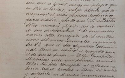1899: Traslado restos mortales y del monumento a la Plaza de la Constitución (Plaza Vieja)
